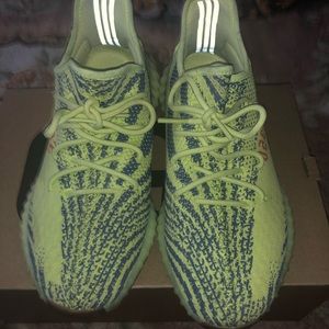 Yeezy 350 V2